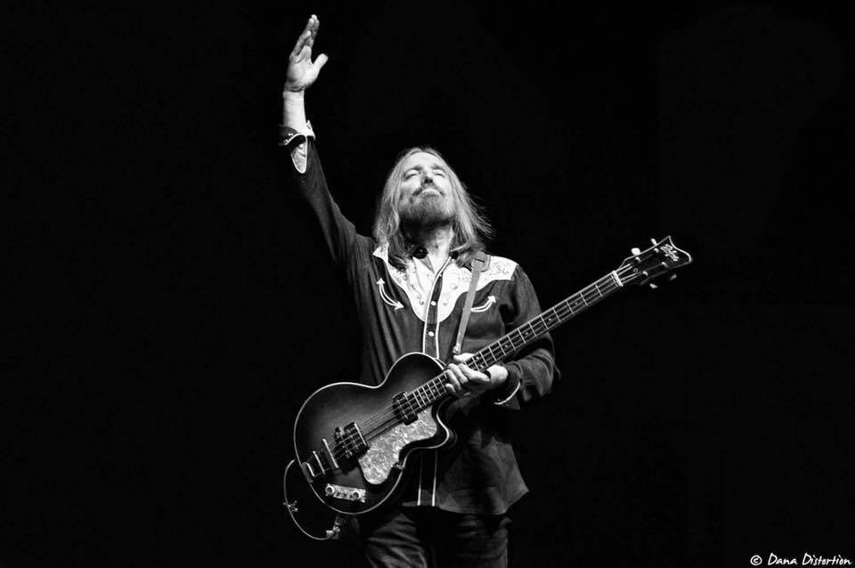 jeffslate's tweet photo. COME CELEBRATE TOM PETTY’S BIRTHDAY! Jeff Slate & Jake Thistle will honor Petty’s classic ‘Wildflowers’ album by playing it in full - plus some hits - at Hill Country NYC on Friday, October 25th.
Tickets here: https://t.co/OsaSX82ivt
#pettyforever #tompettynation #pettyparty https://t.co/PoIAp5cVrY