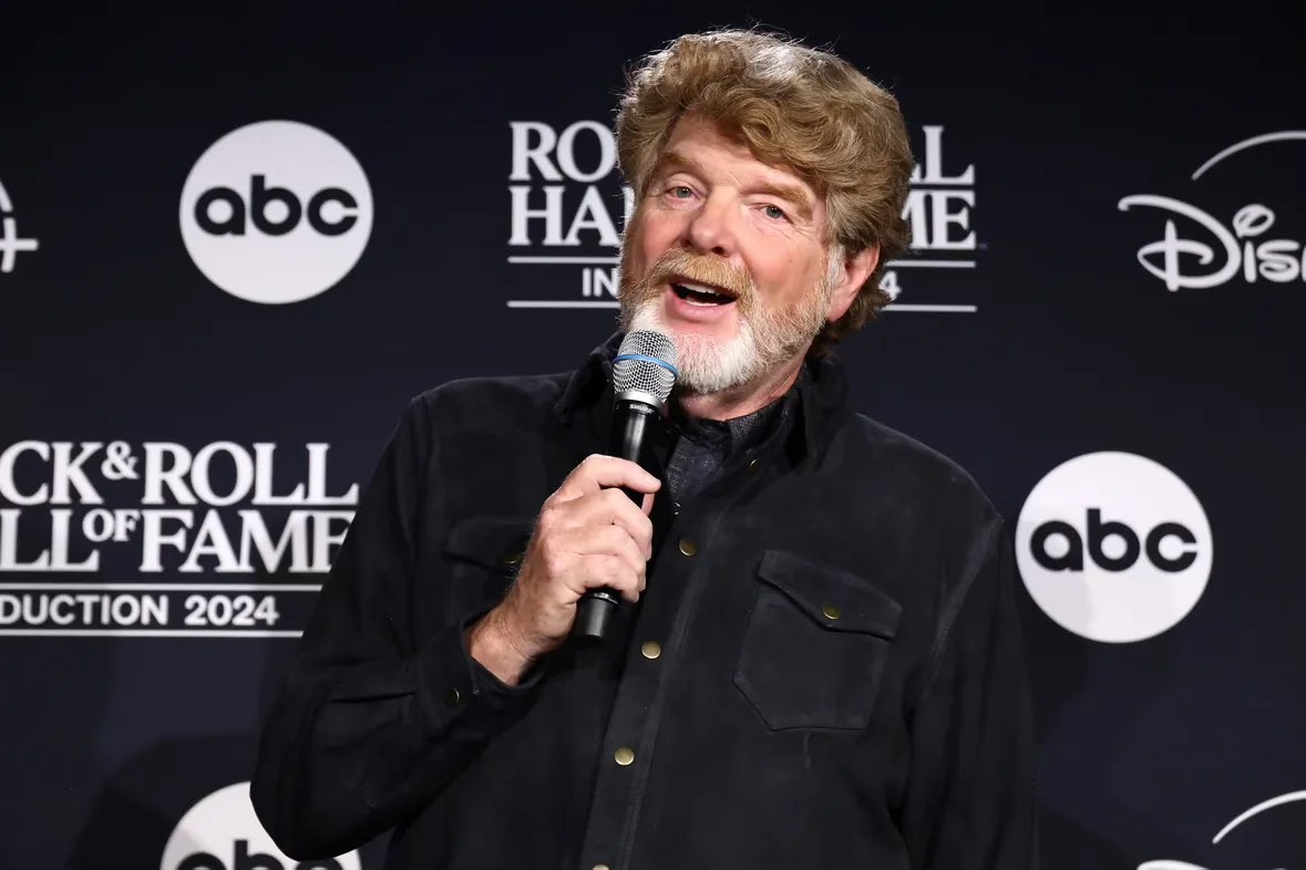 macmcanally's tweet image. Read the thread below for Mac’s thoughts on the other night… @rockhall @jimmybuffett @kennychesney @JamesTaylor_com 

Photo Credit:
Theo Wargo, Getty Images
Arturo Holmes, Getty Images