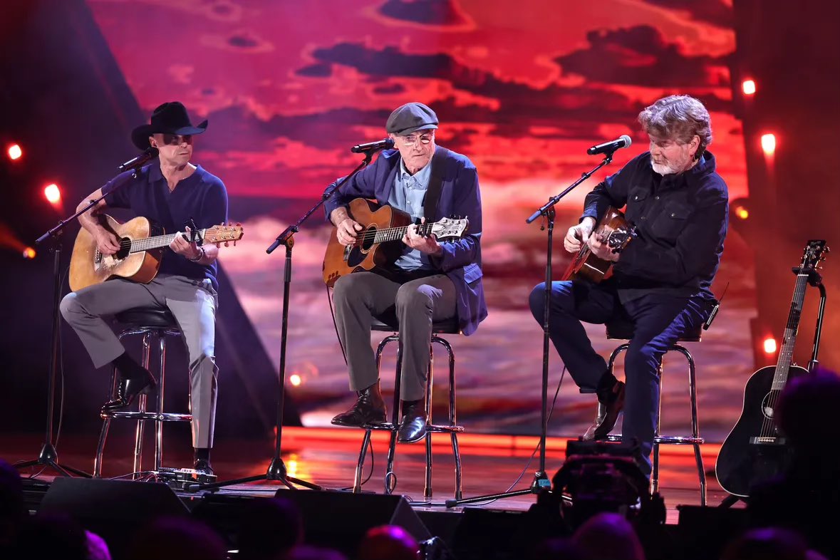 macmcanally's tweet image. Read the thread below for Mac’s thoughts on the other night… @rockhall @jimmybuffett @kennychesney @JamesTaylor_com 

Photo Credit:
Theo Wargo, Getty Images
Arturo Holmes, Getty Images