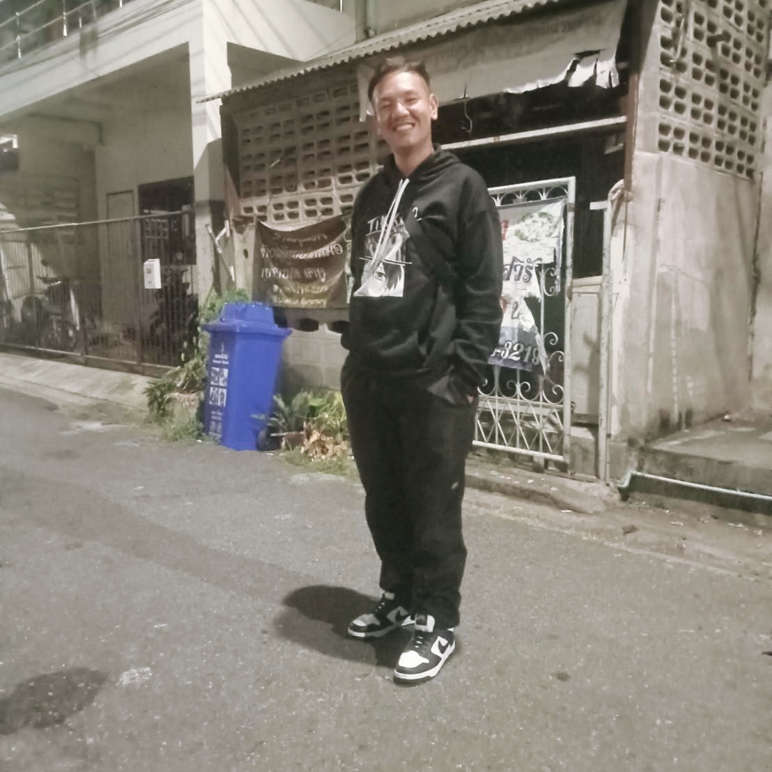 CulCes83349's tweet photo. @taoxtwo หวัดดีค่ะ 😎😎 https://t.co/APDlGkRVTi