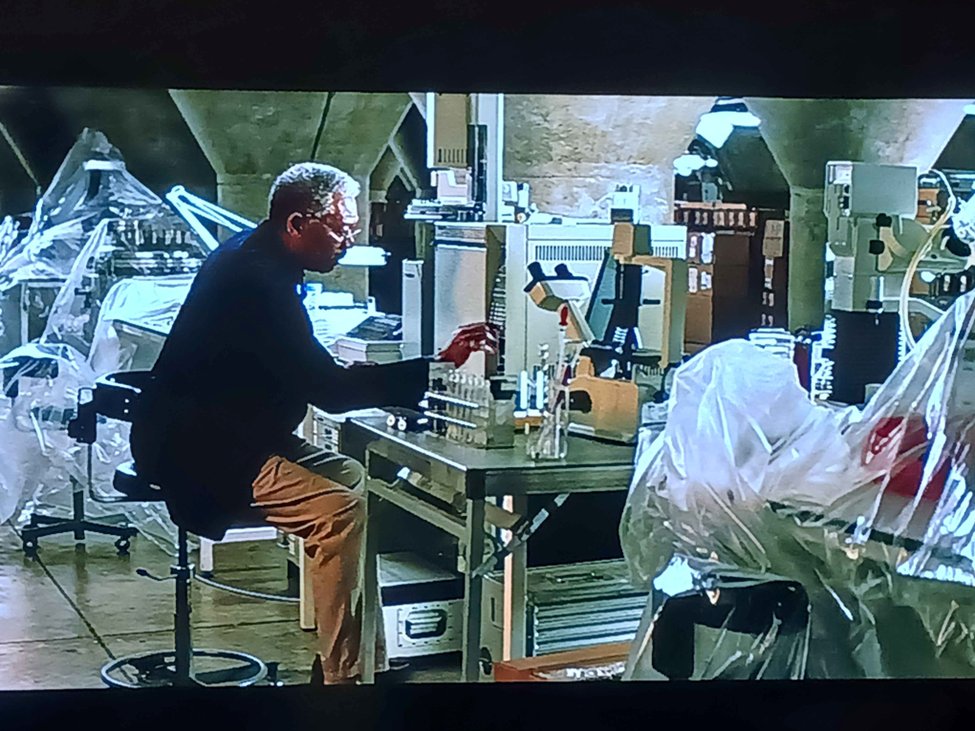 Just realized the major plot in Batman Begins involves GC-MS saving Gotham! #teammassspec win.