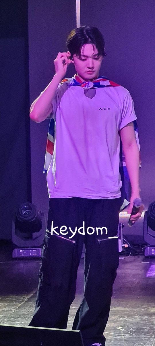 keydom_'s tweet photo. baby with his little flag
#ACE #에이스 #REWINDUSTOUR #REWINDUS_EUROPE #ACE_LATAM_AND_EUROPE_TOUR #ACEinLONDON https://t.co/N8JpRYk5Ic