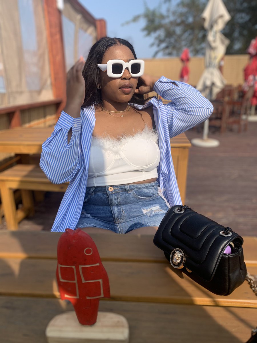 Simphiwd7's tweet photo. 😘 https://t.co/4LQM6uVRtz