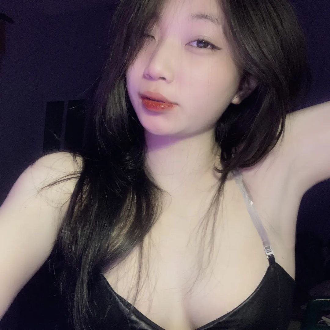 LinkHay2506's tweet photo. Thanh niên và cô em họ💦
Link Full: https://t.co/AbTDWjC6Od
Hướng dẫn vượt link               
https://t.co/UI2uaBasLM 

❤️+🔁để em có động lực up link               
Tham gia kênh tele để cập nhật       
https://t.co/oCQXPuPTR0 
#links 
#LinkHay https://t.co/gXh6n97kFQ