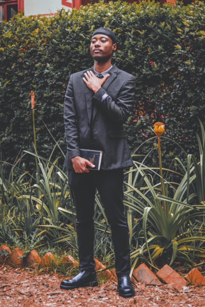 BillieRicc43380's tweet image. Mr Hoodman In The Garden Of Eden

&quot;Hopped Up In The Back, Told That Bitch Relax Ai&quot;

Billie Made It Series Coming Soon

#GodTalks