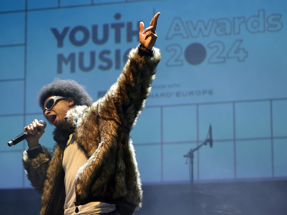 The Youth Music Awards 2024, in association with <a href="/HalLeonardEUR/">Hal Leonard Europe</a>, was a night to remember 💫 🏆  The fifth annual award ceremony, held at <a href="/TroxyLondon/">Troxy</a>, was all about celebrating grassroots music. #YMAs24

Catch up on all the highlights: youthmusic.org.uk/celebrating-gr…