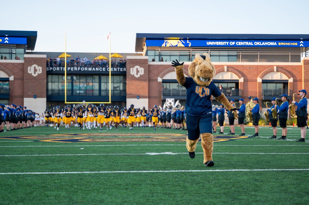UCO Bronchos (@ucoathletics) on Twitter photo Pitt State at Central Oklahoma
6️⃣ vs. 9️⃣ (AFCA Top 25)
3️⃣ vs. 6️⃣ (D2Football Top 25)
3️⃣ vs. 4️⃣ (DII Power Rankings)
bronchosports.com/tickets
<a href="/ucobronchofb/">UCO Football</a> x #RollChos Pitt State at Central Oklahoma
6️⃣ vs. 9️⃣ (AFCA Top 25)
3️⃣ vs. 6️⃣ (D2Football Top 25)
3️⃣ vs. 4️⃣ (DII Power Rankings)
bronchosports.com/tickets
<a href="/ucobronchofb/">UCO Football</a> x #RollChos