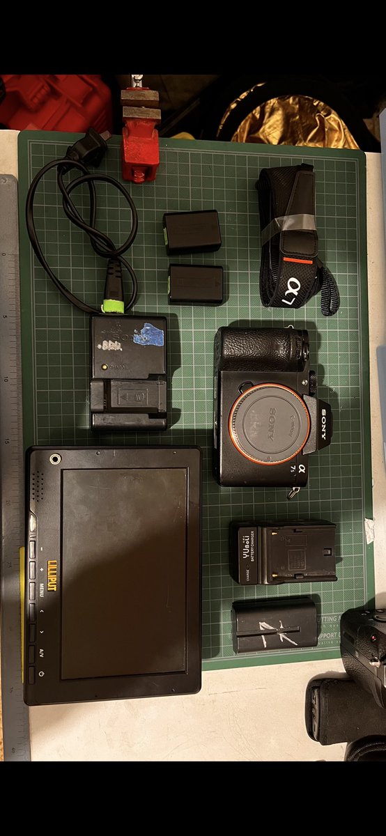 Rifa de cámara profesional con algunos extras Sony a7sii recién salida de servicio 
$500 cada número, quedan algunos números disponibles para la rifa esta semana, una increíble cámara para entrar en la foto y video profesional, en Instagram me encuentran como <a href="/bernageek/">.BRN.</a>