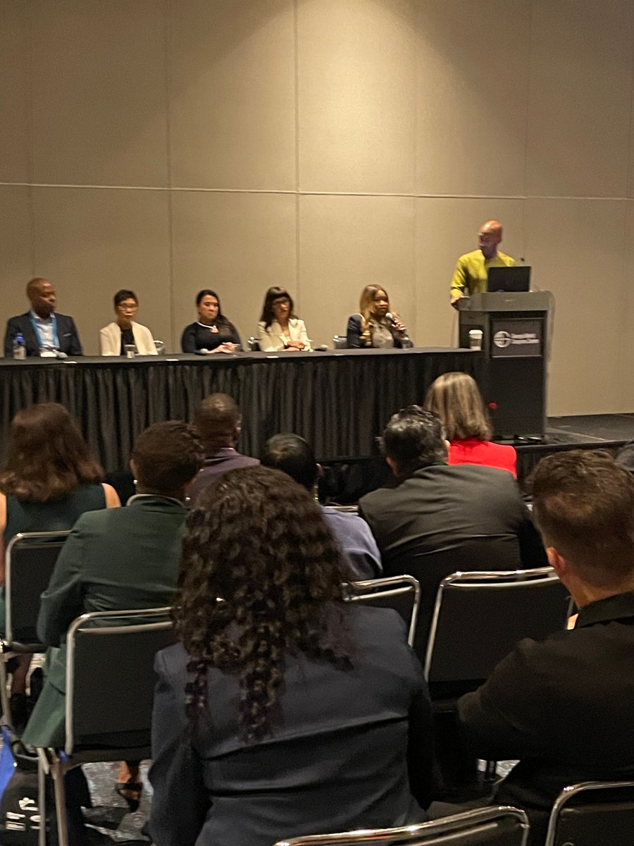 USMBDA's tweet photo. Just completed an invigorating session that not only inspired MBEs to seek capital to grow their enterprises, but also shared actionable advice on how to secure it.
#NMSDCConference #MEDWeek2024 @kwameyaoanku @lecumberry @pfkushida @calasiancc @newmajoritycap @MLvS @blackrock https://t.co/EiA5UGpAh6