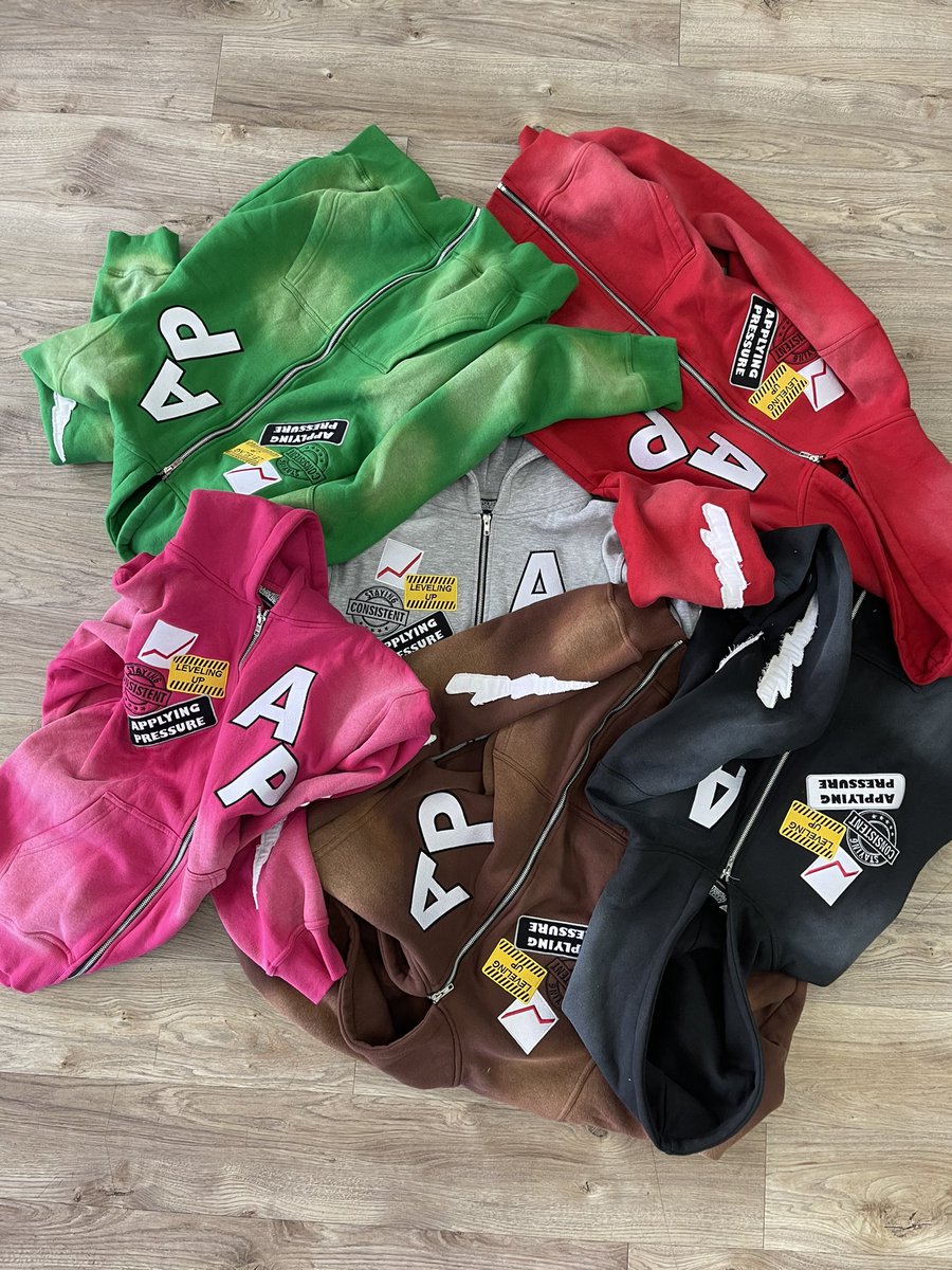 ApplyingB's tweet photo. 🔥🔥 or 🗑️🗑️

- Nov 1st 1 pm 
- Limited Stock
- Pre Made 🚚📦💨
-Sign Up for Early Access: https://t.co/cxJu7oLOyX https://t.co/iG4Hfa6Bii
