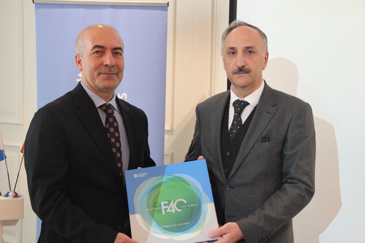 faoturkiye's tweet photo. Birleşmiş Milletler Gıda ve Tarım Örgütü (FAO) ile Çevre, Şehircilik ve İklim Değişikliği Bakanlığı, Çölleşme ve Erozyonla Mücadele Genel Müdürlüğü ortaklığında düzenlenen, dört gün sürecek Proje Döngüsü Yönetimi Eğitimi, Ankara’da Çölleşme ve Erozyonla Mücadele Genel Müdürü Prof. Dr. Kasım Yenigün ve FAO Ormancılık Sorumlusu Ekrem Yazıcı’nın açılış konuşmaları ile bugün başladı. @cemgovtr @csbgovtr