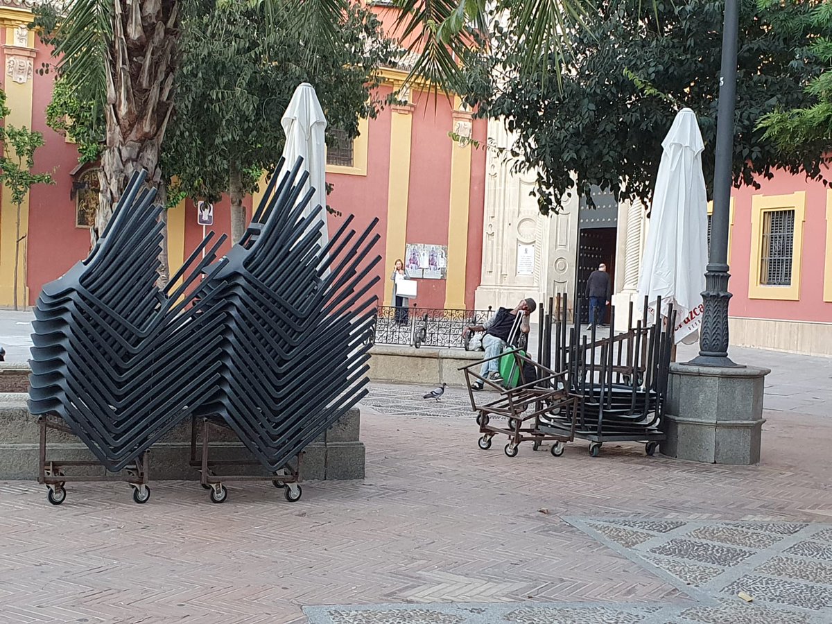 Sevilla💀 Se Muere tweet media