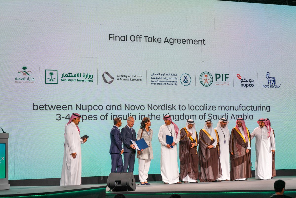 liferapharma's tweet photo. يسرّ شركة لايفيرا الإعلان عن شراكة استراتيجية مع نوفو نورديسك لتوطين صناعة أكثر من 50٪ من احتياجات المملكة من الأنسولين بحلول عام 2027. تعزز هذه الشراكة الرائدة الاستقلالية الدوائية للمملكة https://t.co/kIzBch8K7k

#ملتقى_الصحة_العالمي #لايفيرا #رؤية2030 #إحدى_شركات_الصندوق https://t.co/h8zjkNjn2k