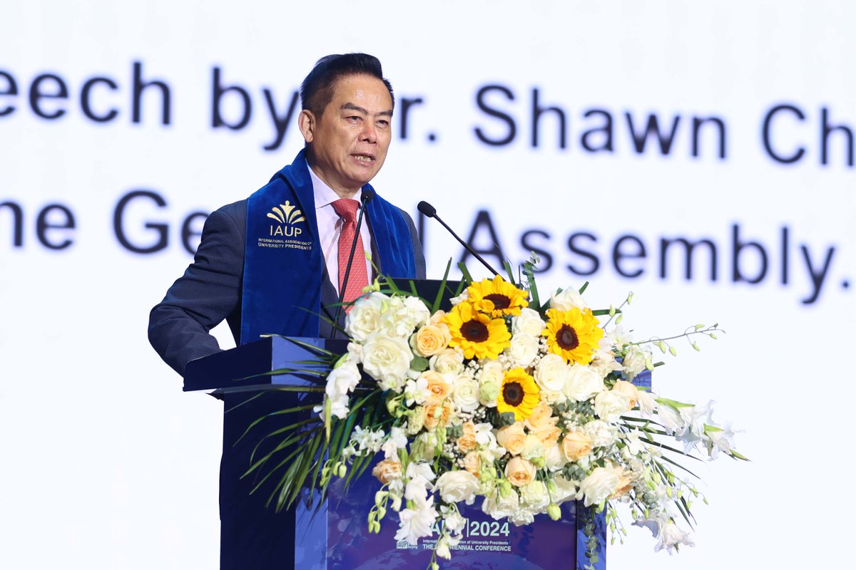 DrFernandoLeonG's tweet photo. At the recent #IAUP Triennial, I concluded my IAUP Presidency 2021-2024 and transferred the leadership to Dr. Shawn Chen, IAUP President 2024-2027, who is the Founder and Chancellor of Sias University in Xinzheng, Zhengzhou, China. https://t.co/jhPQD4OBPh