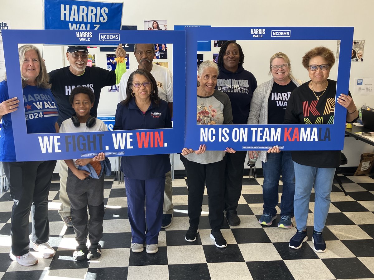 KamalaforNC's tweet photo. This is a people-powered campaign and in a race as tight as this, volunteers stepping up to talk to voters will be the difference maker.

Help us make history: https://t.co/QtVYeCRp4I https://t.co/5Y5w5aiNlQ