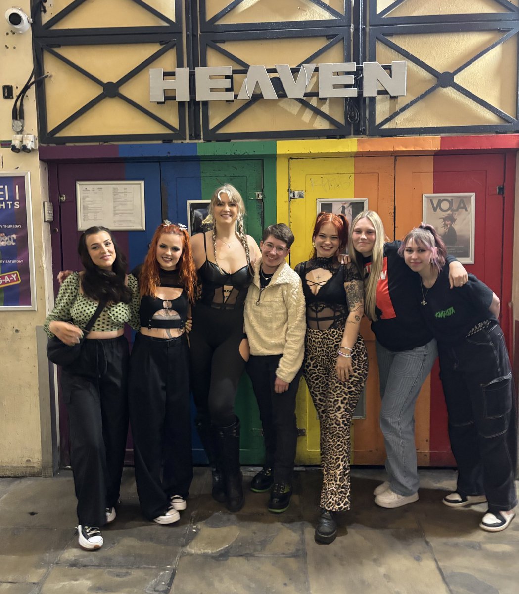 LjungEmilie's tweet photo. thank u sm sm to EVERY single one ive met on this little tour run - ive had so much fun and i feel so inspired and motivated and you are all such wonderful human beings - u remind me the world can be so incredibly good🩷🩷🩷 every single one of u loveu https://t.co/SDLcJBkgay
