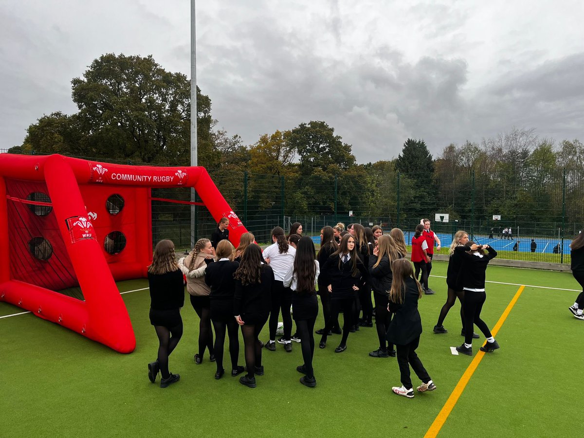 Croesype (@croesype) on Twitter photo A great start to the week for our Girls in Rugby. Today we had taster sessions, passing cage, cross bar kicking challenge and more importantly lots of fun. Good luck to our girl rugby leaders supporting the tournament tomorrow <a href="/LoukasPara1987/">Mr Paraskeva aka Skeeva</a> <a href="/croesyschool/">Croesyceiliog School</a> <a href="/croesyheadteach/">Headteacher Croesyceiliog</a> A great start to the week for our Girls in Rugby. Today we had taster sessions, passing cage, cross bar kicking challenge and more importantly lots of fun. Good luck to our girl rugby leaders supporting the tournament tomorrow <a href="/LoukasPara1987/">Mr Paraskeva aka Skeeva</a> <a href="/croesyschool/">Croesyceiliog School</a> <a href="/croesyheadteach/">Headteacher Croesyceiliog</a>