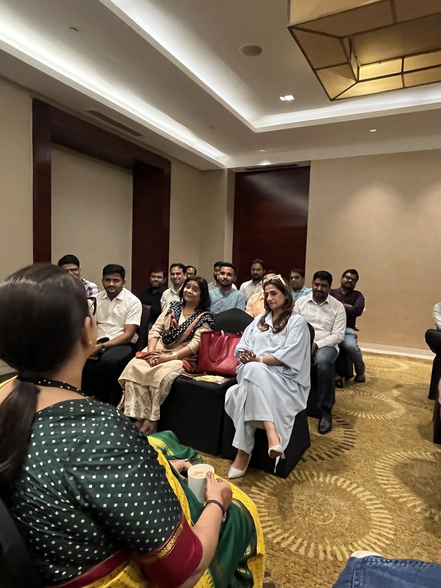 Sagarras24's tweet photo. Meeting you, @smritiirani ma'am, was an unforgettable experience. Your simplicity, grace, and genuine nature made a lasting impression. It’s rare to meet someone in your position who is so approachable and without any airs of importance. I feel deeply fortunate to have had this + https://t.co/J4v3YjGbCp