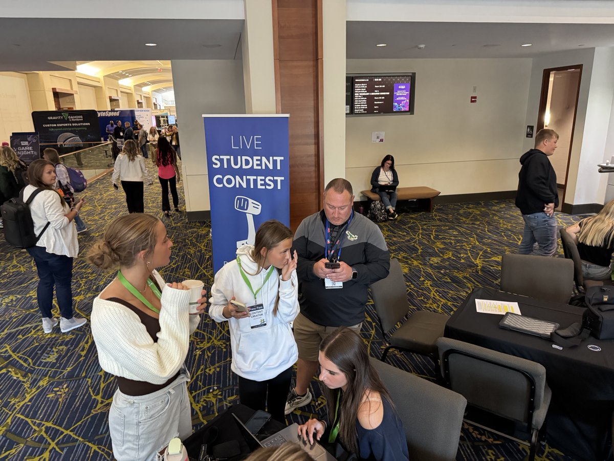 Some of our students participated in a content creation challenge at the ITEC conference. Our group made hype videos, did interviews, and developed social media posts to hype the conference! #WGbuildingfutures #contentgen #ITECIA
