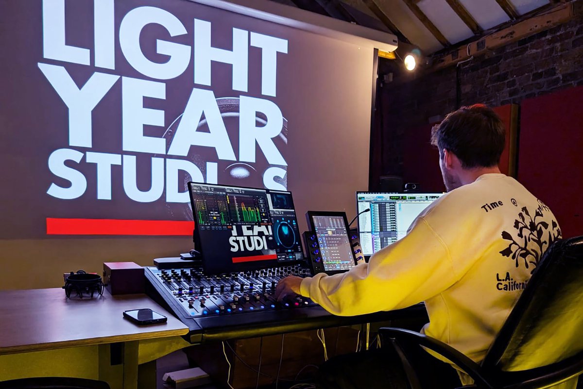 Audio Música Digital (@audiomusicadigi) on Twitter photo Light Year Studios va al infinito y más allá con NUGEN Audio <a href="/NUGENAudio/">NUGEN Audio</a> <a href="/lightyearpost/">Light Year Studios</a> #AudioMusicaDigital #Audio #Musica #Sonido #NUGENAudio #LightYearStudios #Plugin audiomusicadigital.com/nugen-audio-li… Light Year Studios va al infinito y más allá con NUGEN Audio <a href="/NUGENAudio/">NUGEN Audio</a> <a href="/lightyearpost/">Light Year Studios</a> #AudioMusicaDigital #Audio #Musica #Sonido #NUGENAudio #LightYearStudios #Plugin audiomusicadigital.com/nugen-audio-li…