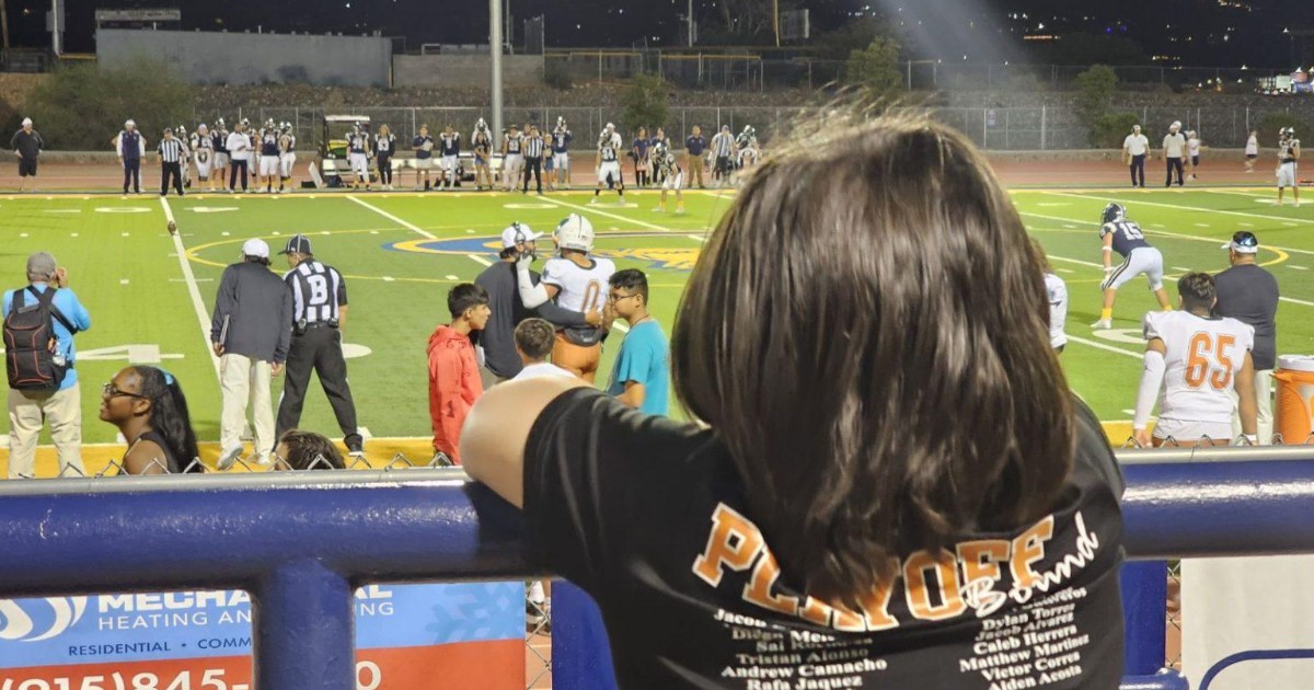Future4Football's tweet photo. How important is the role of a football #coach?

In her 10 years as a high school #football coach's wife, one El Paso mom has watched watched her husband pour his heart and time into the community. 

Read more: https://t.co/2mE9VYTUFH https://t.co/gjZWFEKTXr