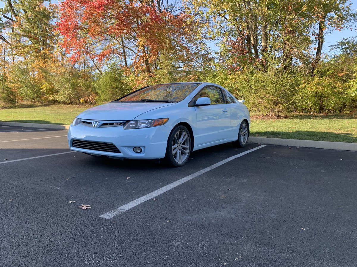 ___calebM___'s tweet photo. Painted my car. Before, during, and after photos in thread below. https://t.co/cOvqkmR2gi