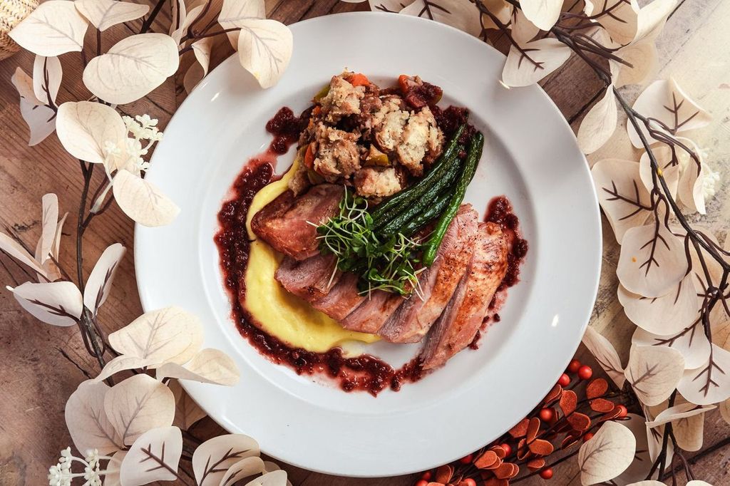 Get a head start on your holiday plans - reserve your spot for Thanksgiving at Bottiglia through link in our bio! 🍂🦃

#Thanksgiving #HendersonNV #LasVegas