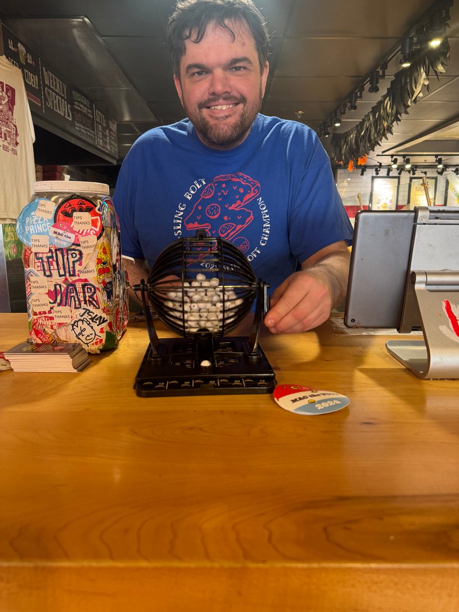 Ian's Pizza Madison tweet media