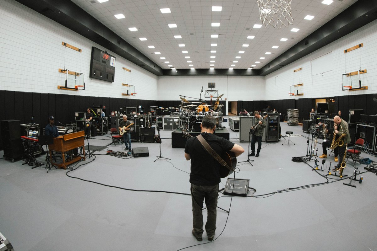 Dave Matthews Band tweet media