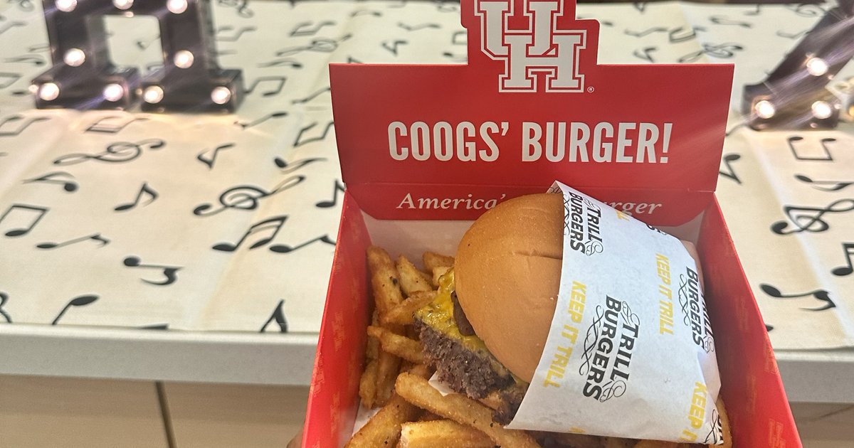 Trill Burgers pop-up at the University of Houston successfully brings more guests to the dining center. The campus dining team saw a 61% increase in guests visiting the dining center compared to the previous week. ow.ly/mQcv105MuW4