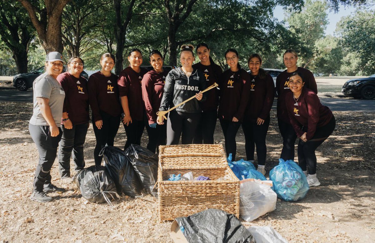 Huston-Tillotson Softball tweet media