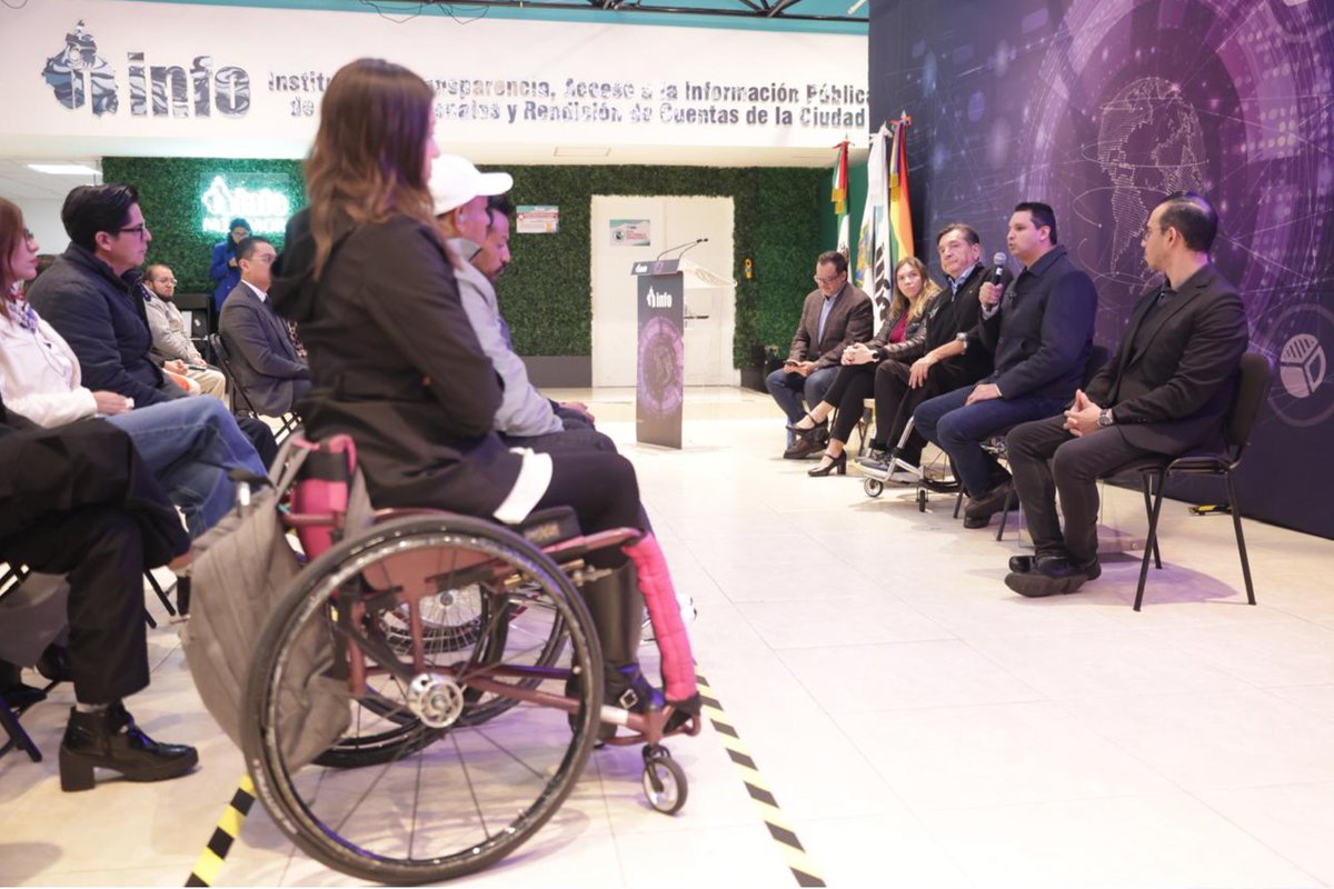 InfoCdMex's tweet image. Presentamos una iniciativa de ley ante el @Congreso_CdMex para que todas las instituciones de esta Ciudad, por ley, adopten el programa #Integra2, el cual tiene como objetivo que las personas ciegas y débiles visuales naveguen sin ningún problema en los portales institucionales.