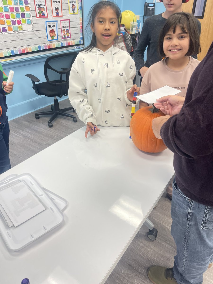 Mrs. Minuto tweet media