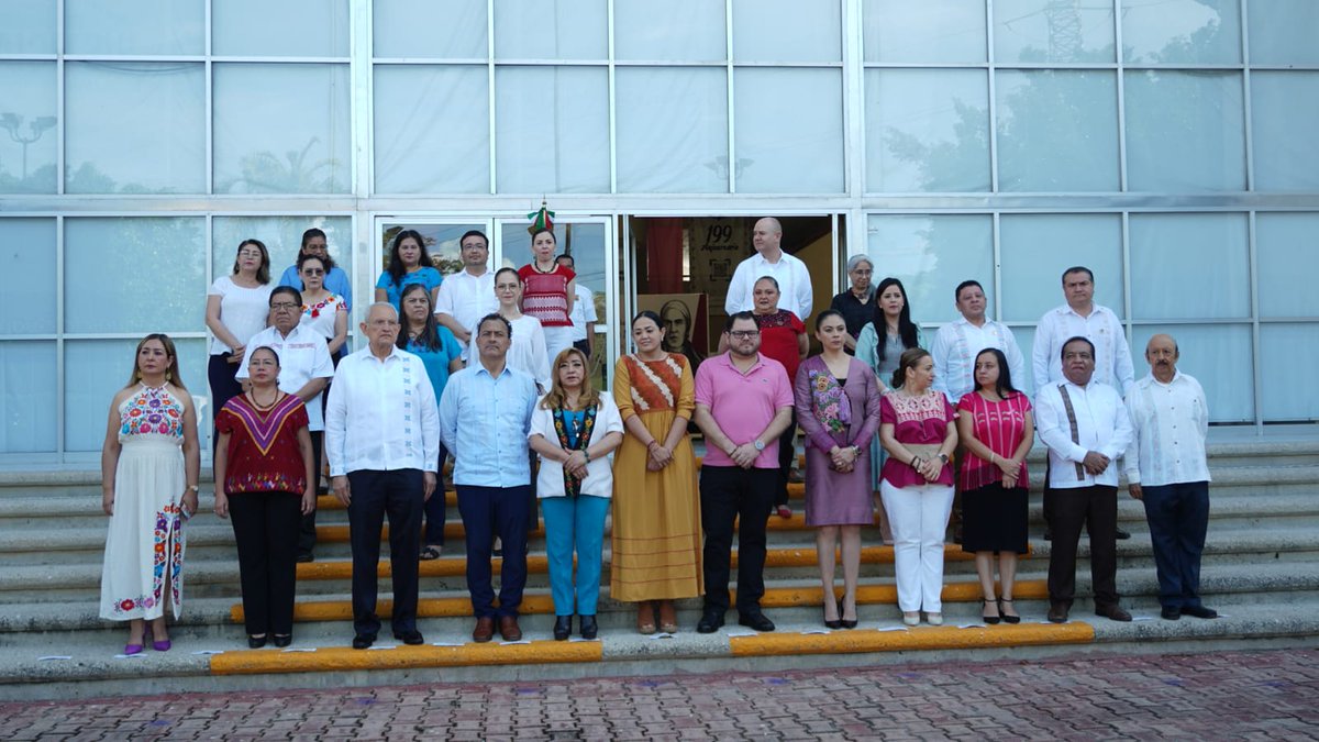 La Fiscalía de Combate a la Corrupción encabezó homenaje a la bandera, en coordinación con el <a href="/PJE_Chiapas/">Poder Judicial Chiapas</a> ,  el <a href="/CpcChiapas/">CPCChiapas</a>  y la <a href="/sesaech/">Secretaría Ejecutiva del SAECH</a> ; dando cumplimiento al Programa Anual de Trabajo del Comité Coordinador del Sistema Anticorrupción para 2023-2024.