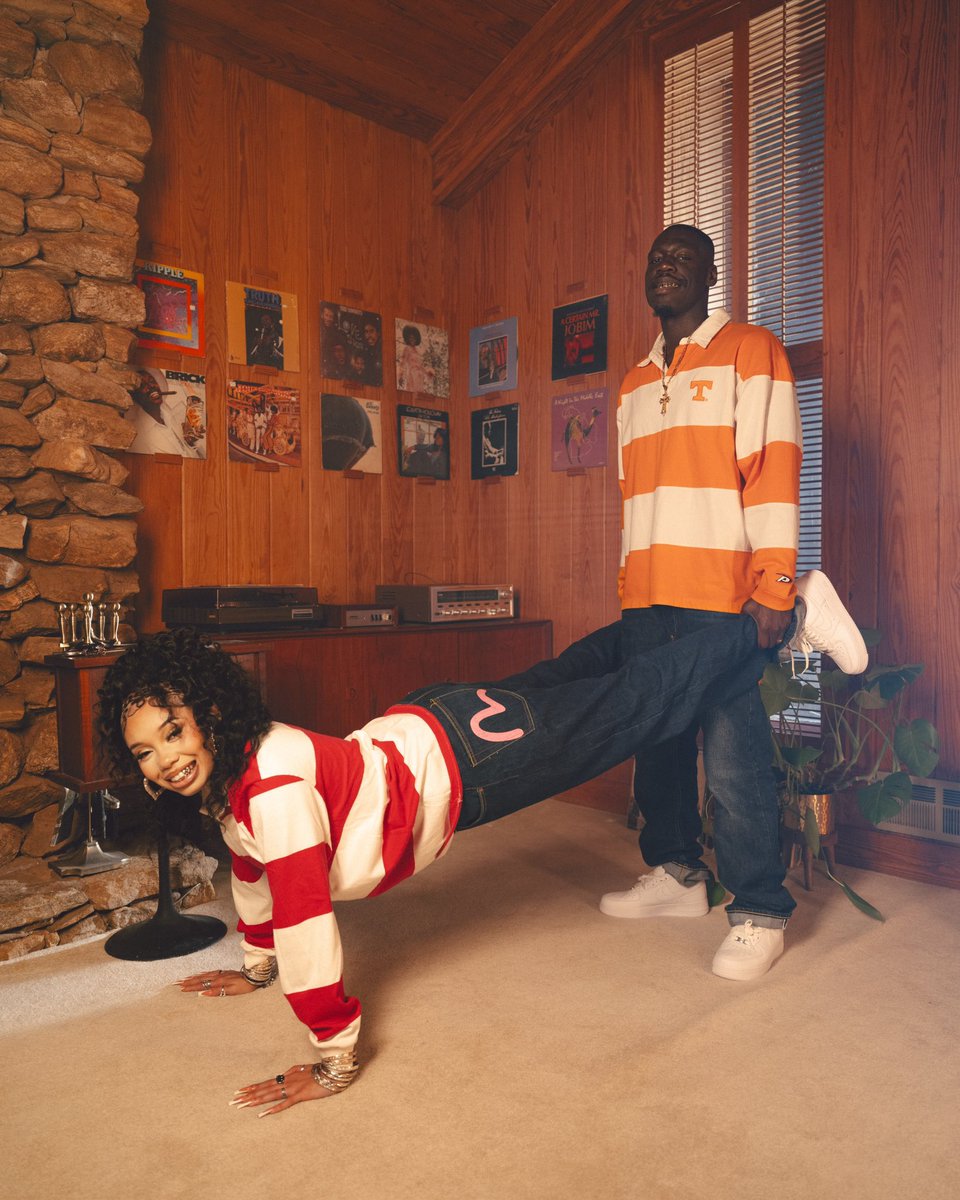 KnoahFence's tweet image. Me and My bitch from the country any time them Vols do what’s right against the tide #OrangeExcellence🟧⬜️ #V4L #GBO🟧