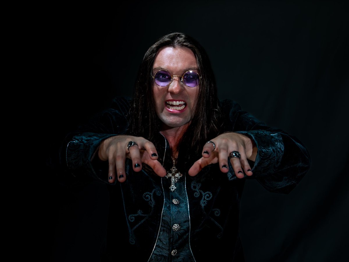 RyanTGriffis's tweet photo. The Road to Nowhere has led Ozzy Osbourne into the Rock N Roll Hall of Fame! ⭐️

#ozzy #ozzyosbourne #model #fashion #fashionstyle #rocknroll #vintage #goth #prince #darkness https://t.co/ERJQtjcg5c