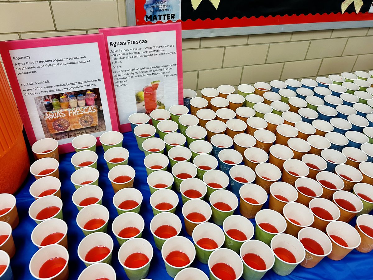 WMS_WolfPack's tweet image. HUGE shout out to Ms. Wielechowski, our outstanding DEI coordinator! 🎊💫Thank you for all your efforts in organizing the food tasting for Hispanic Heritage Month last week! #WnEverything #APSHHM #OneTeamOneAPS #APSisAwesome @SuptDuran @Miranda4APS @BoykinBryan