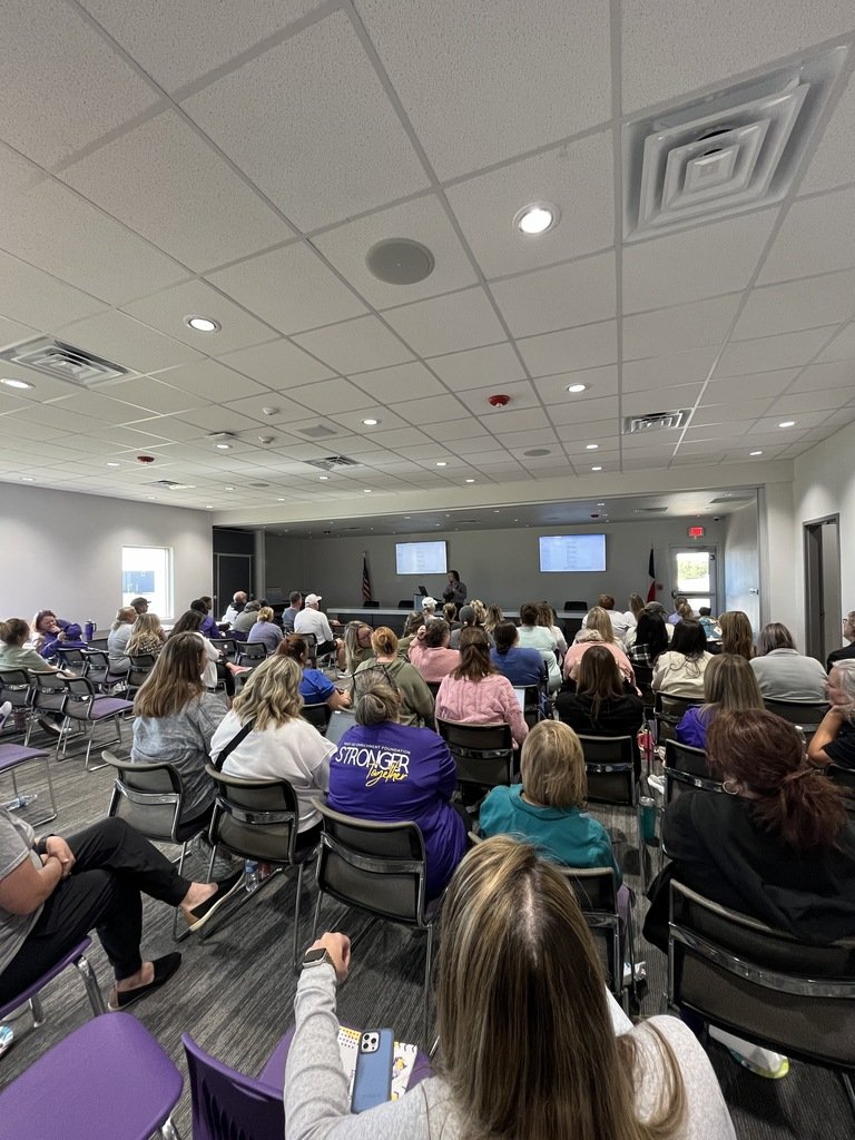 While Mart ISD students took the day off, staff was busy gaining new skills!  We started the day with an AI training provided by Region 12 and a Stop the Bleed presentation from Nurse DeVoss.  The afternoon was full of data and campus meetings.