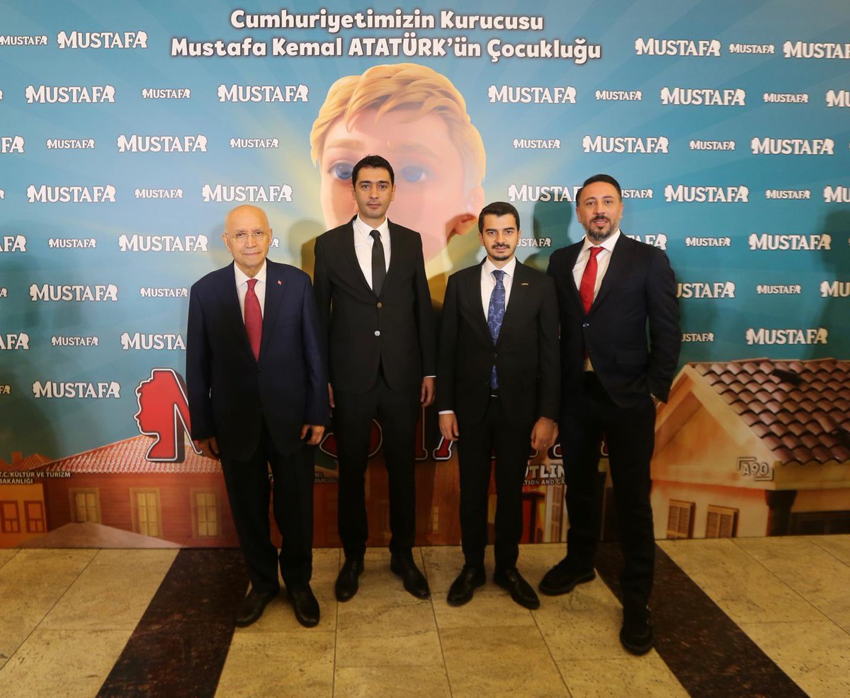 fethiyasar's tweet photo. Ulu Önder Gazi Mustafa Kemal Atatürk'ün çocukluk yıllarını anlatan 'Mustafa' filminin, Nazım Hikmet Kongre ve Sanat Merkezimizdeki galasına katıldık. https://t.co/5xlLvBKqgc