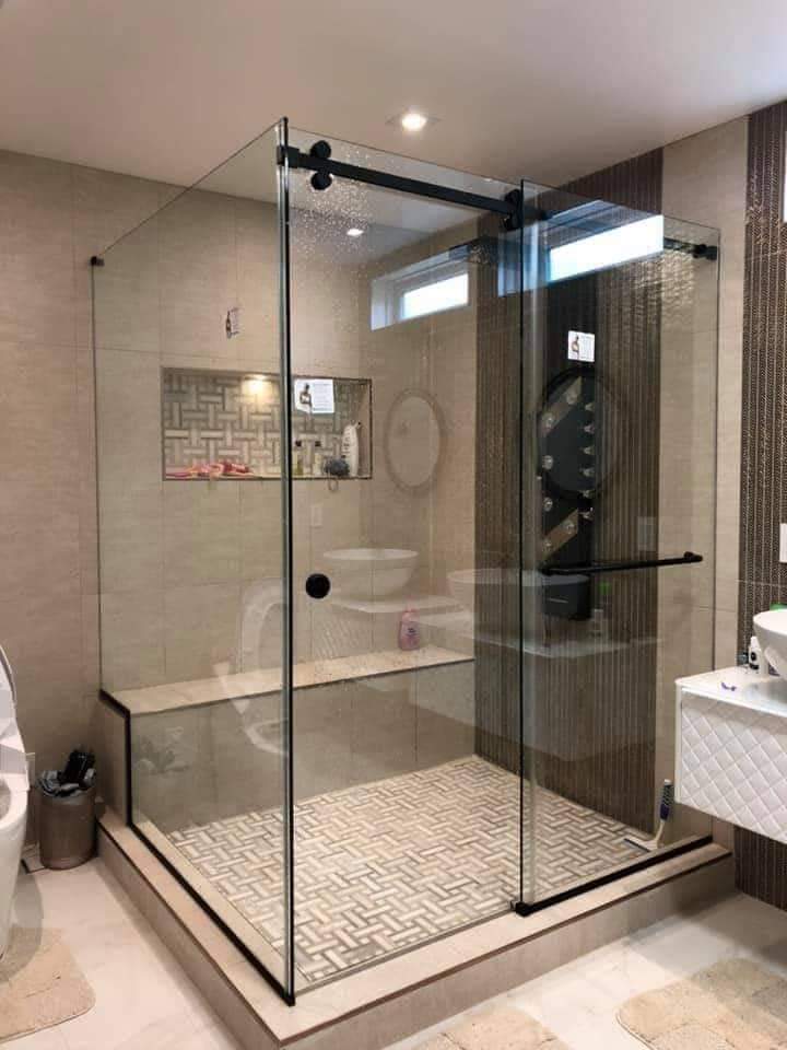 Sochima_Elly's tweet photo. When it comes to shower cubicle, aluminum windows, doors and hand rails we offer the best designs. 
Send us a message or call us today 08080235096 https://t.co/EzsLM89mmz