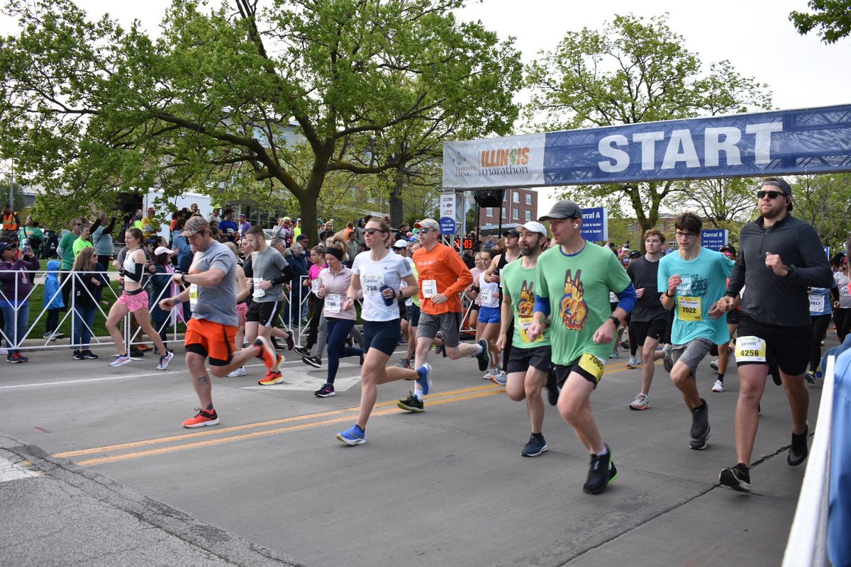 BibRave's tweet photo. Ready to run the Land of Lincoln? 🌽 The Illinois Marathon is back! Take on the flat, fast course and cross the finish line in Memorial Stadium! Don’t miss this epic race weekend—sign up now 👉 https://t.co/mAgwew87HX and use “2025BIBRAVEILLINOIS” for $10 off!

#ILMaraBR #BibChat https://t.co/Aa6WmrdSKS