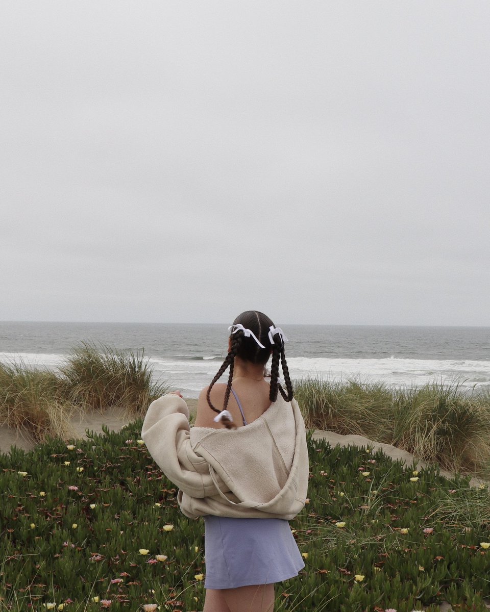 AlixFullerton's tweet photo. 🤍🧋 https://t.co/ZPCIRBxiej
