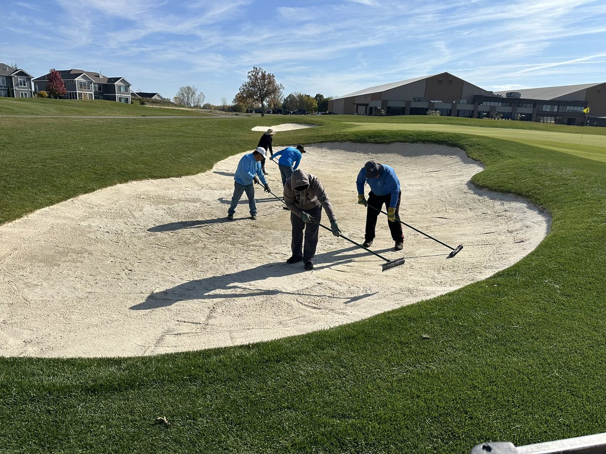 Eric Leonard tweet media