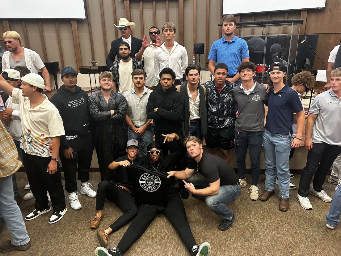 GoKnightsBSB's tweet photo. Draft for the KCU Fall World Series! 

Team “Tri-Pod”
Team Fuego
Team Pro
Team MH

We start play Championship Series play at Members Choice Field and Ashland Sports Complex at 3pm sharp!

Come out and root for your favorite teams! https://t.co/9cGXEfisT5