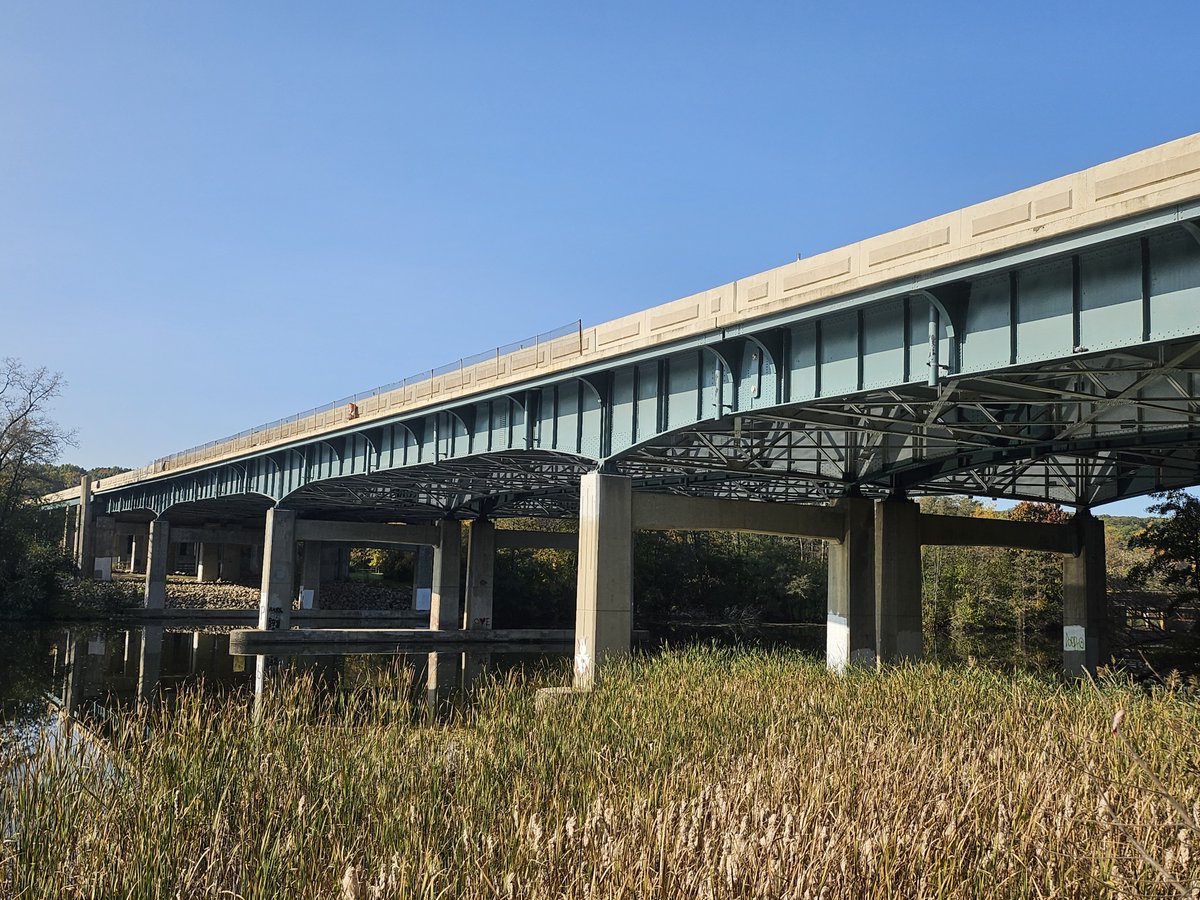SBRITE_Center's tweet photo. #SBRITE is proud to partner with @MichiganDOT to monitor and evaluate the #fatiguelife of one of their two-girder #steel bridge. By closely #monitoring the bridge's behavior, we aim to provide valuable insights into its fatigue life and help extend its lifespan @PurdueCCE #Purdue https://t.co/h4DjWCE9pd