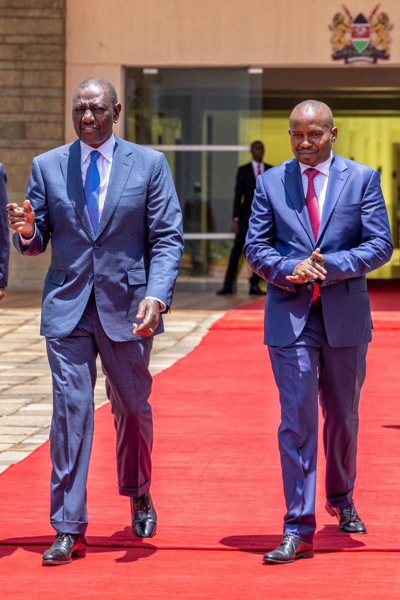 MashMMXIV's tweet image. Either Ruto is overthinking or Paranoid; either way,it is a mark of dictatorships world over.The difference is whether one Falls or hangs on.#Truthmeter