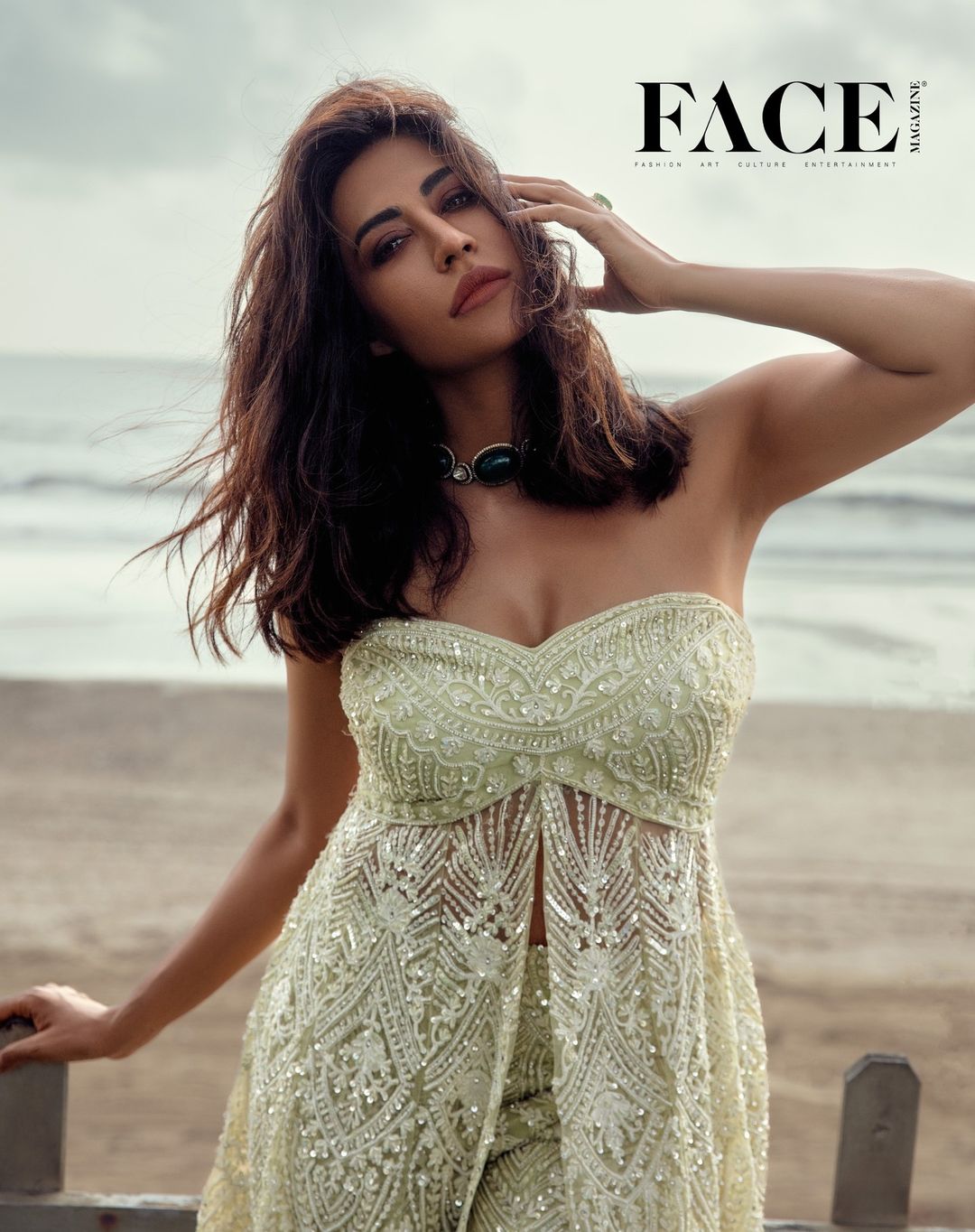 Gac4NkoWwAAE__P?format=jpg&name=large