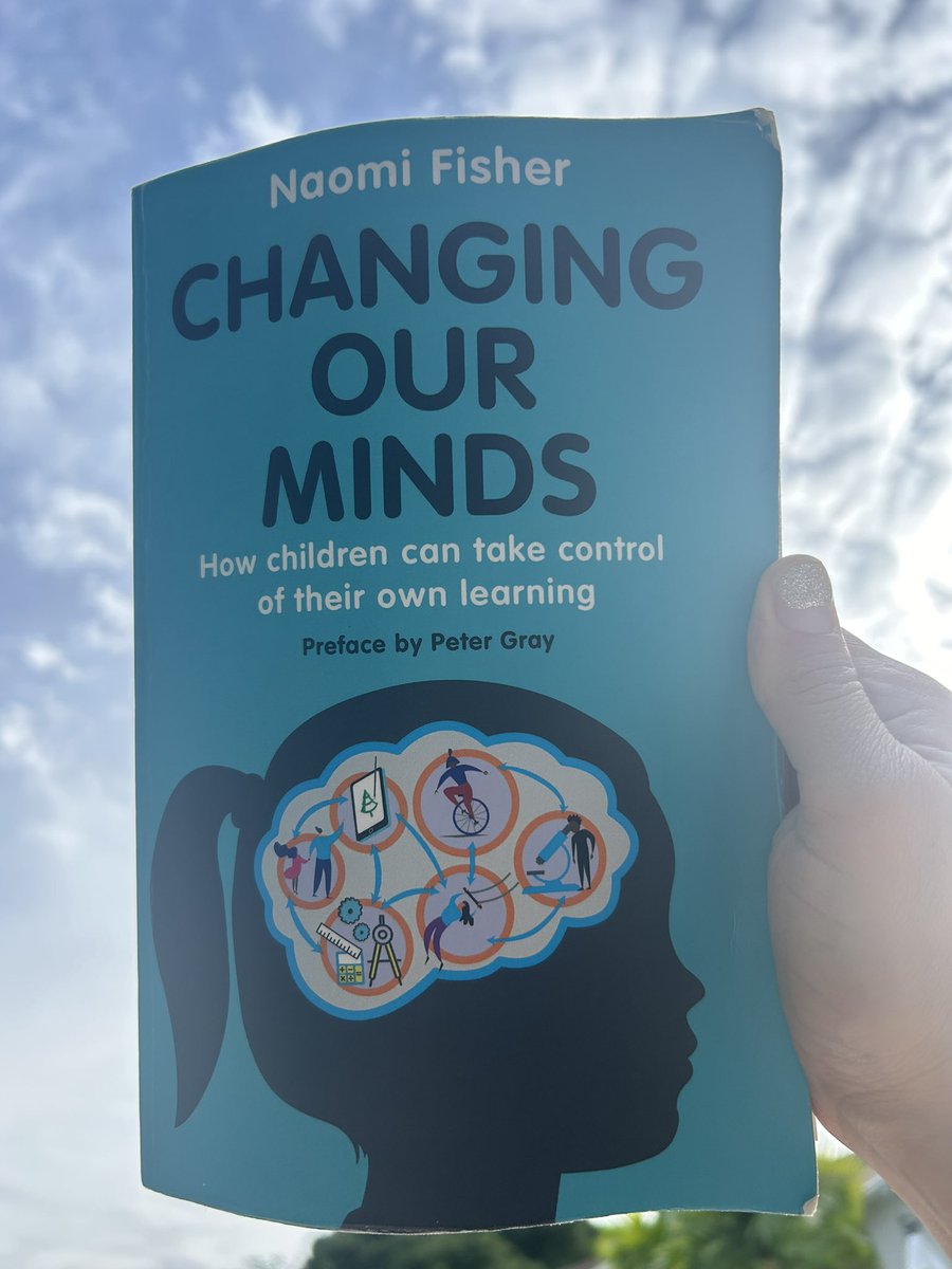 Katy__Perry's tweet image. Holiday reading.. #changingourminds feeling incredibly reassured with my decision to home educate M.