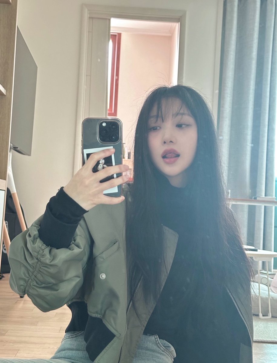 fromis_9 file 🍀 tweet media