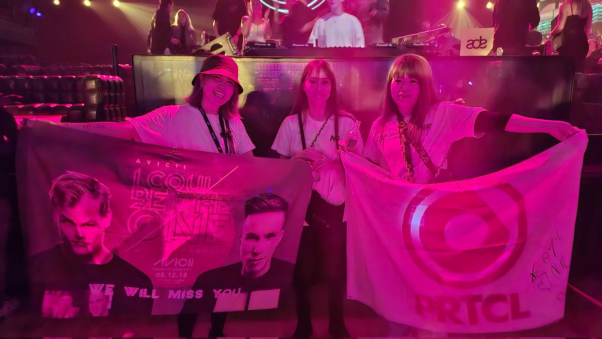 Bryanonyma's tweet photo. We had a lot of fun on @ADE_NL for the Protocol Labelnight Thursday Oct 17. Escape - Amsterdam xxx 🔥✨️ @ProtocolRec #ProtocolFamily 💜 @youmelo_edm @0208COOEVE @danceayu @KILLERSNOW_54 https://t.co/izthwV9V9w